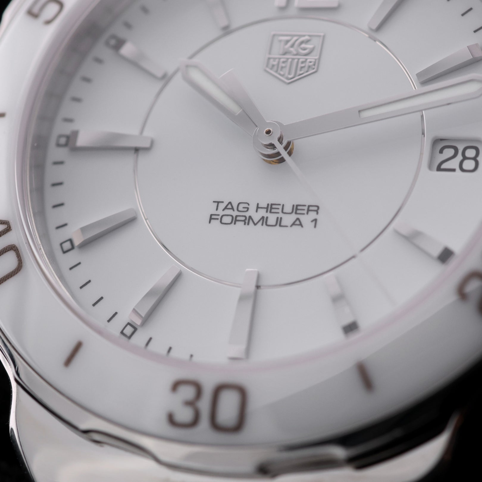 TAG Heuer Formula 1 Lady, White Ceramic, Ref. WAH1211.BA0861, 10 - 2011, B+P - LUXUHRIA