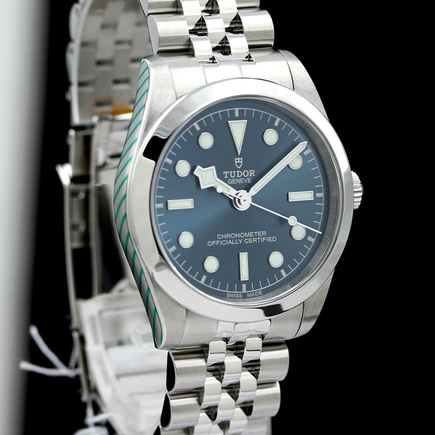 Tudor Black Bay 36mm, Blue Dial, Ref. m79640 - 0002, 2024, B+P - LUXUHRIA