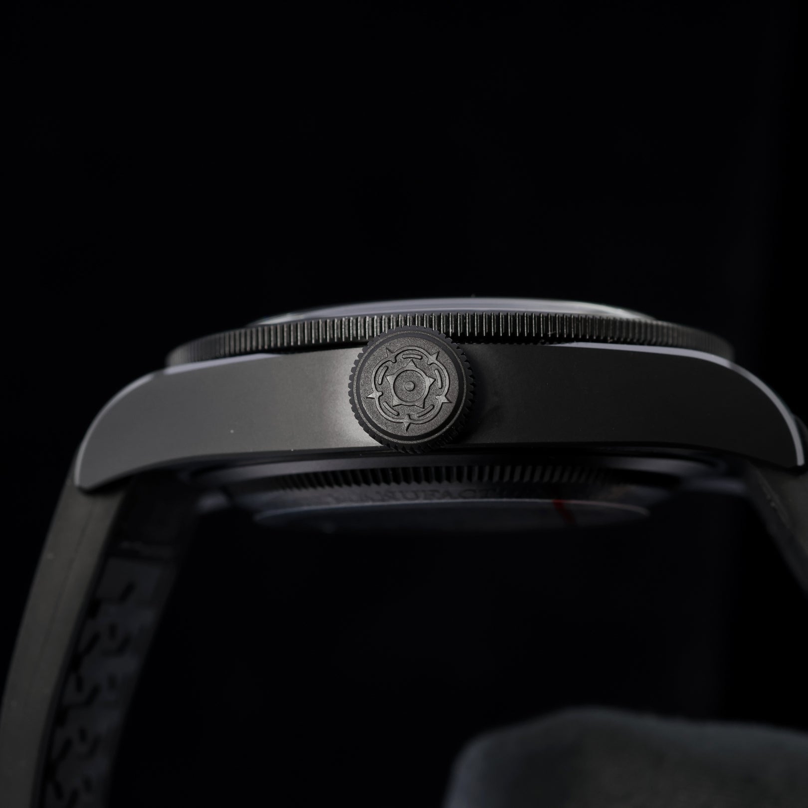 Tudor Black Bay Ceramic, Hybrid - und Textilarmband , Ref. 79210CNU, 12 - 2022, B+P - LUXUHRIA