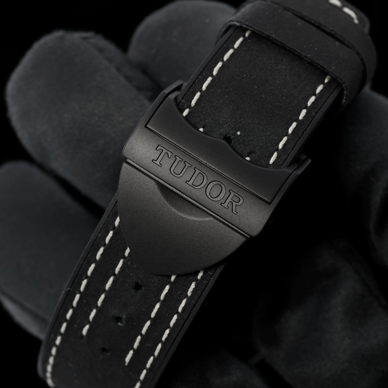 Tudor Black Bay Ceramic, Hybrid - und Textilarmband , Ref. 79210CNU, 12 - 2022, B+P - LUXUHRIA