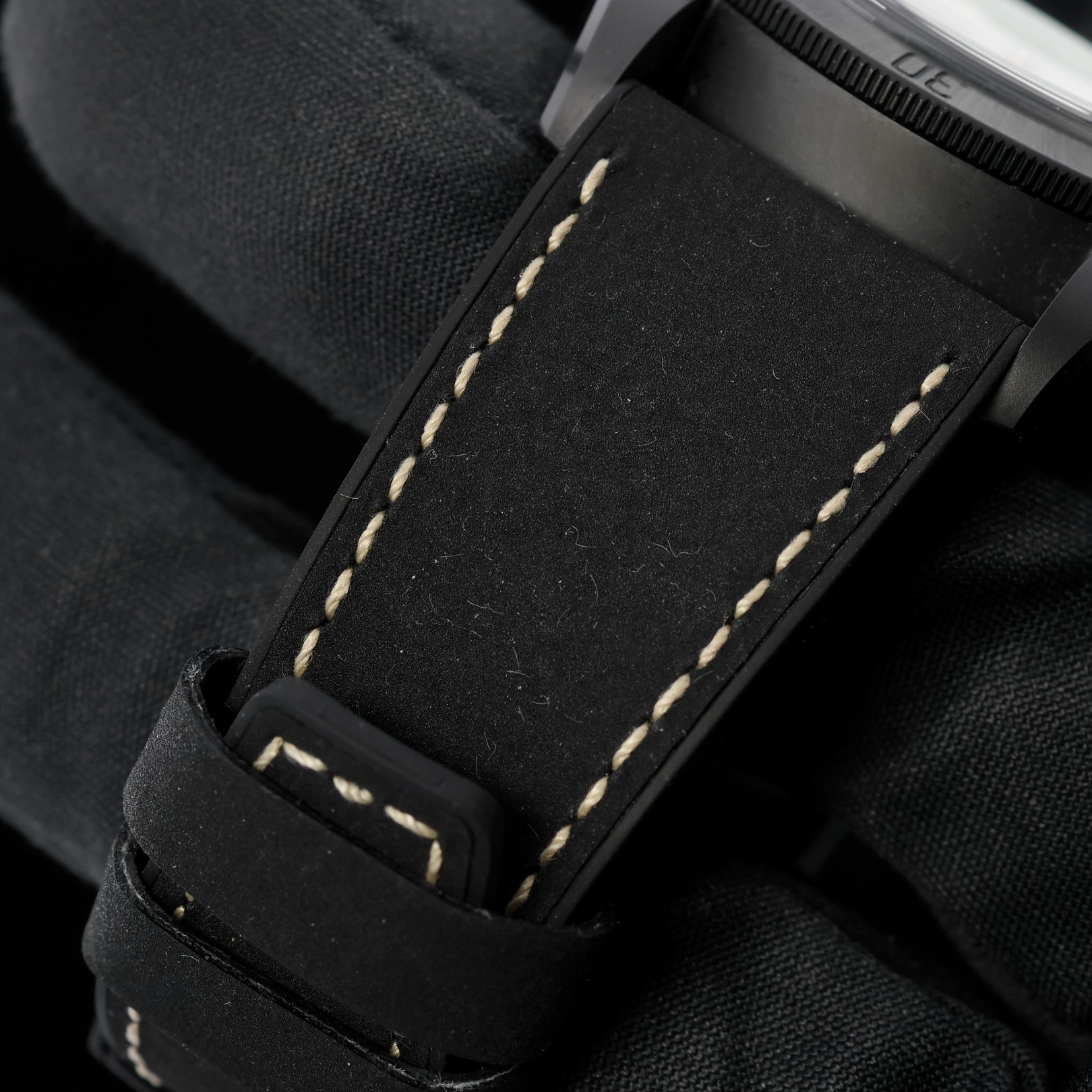 Tudor Black Bay Ceramic, Hybrid - und Textilarmband , Ref. 79210CNU, 12 - 2022, B+P - LUXUHRIA