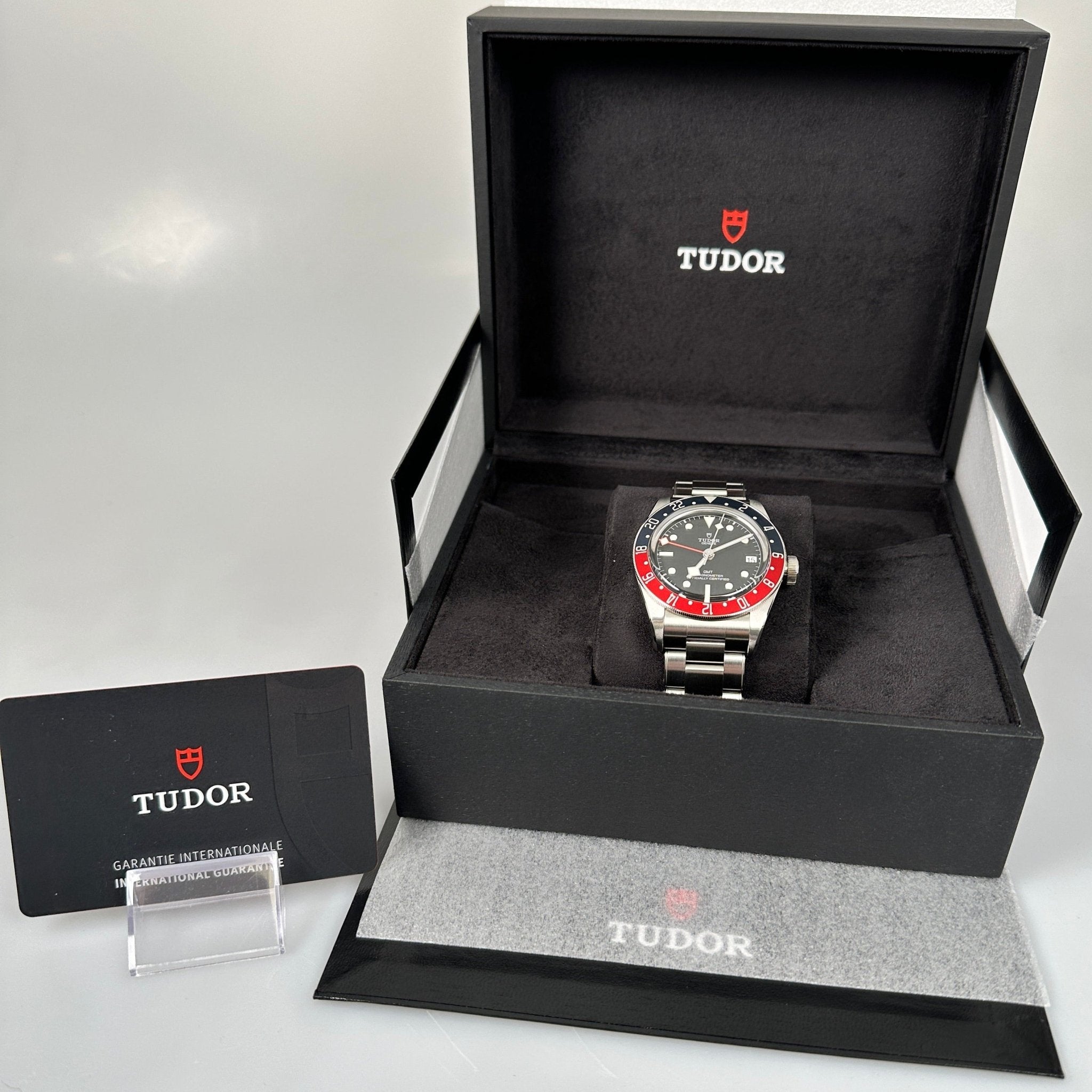 Tudor Black Bay GMT 41mm, Ref. 79830RB, Rot/Blau, B+P - LUXUHRIA