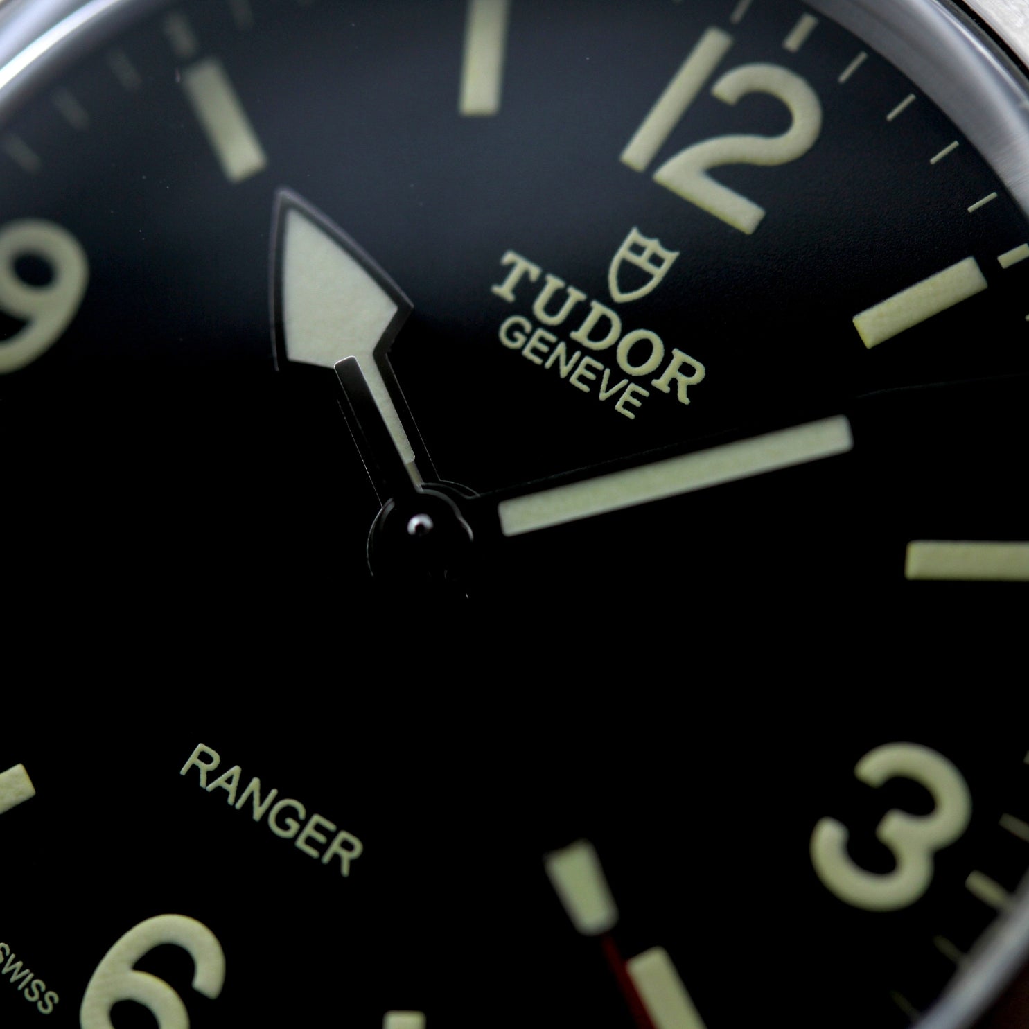 Tudor Ranger 39 mm, Black Dial, MT5402, Ref. M79950 - 0001, B+P - LUXUHRIA