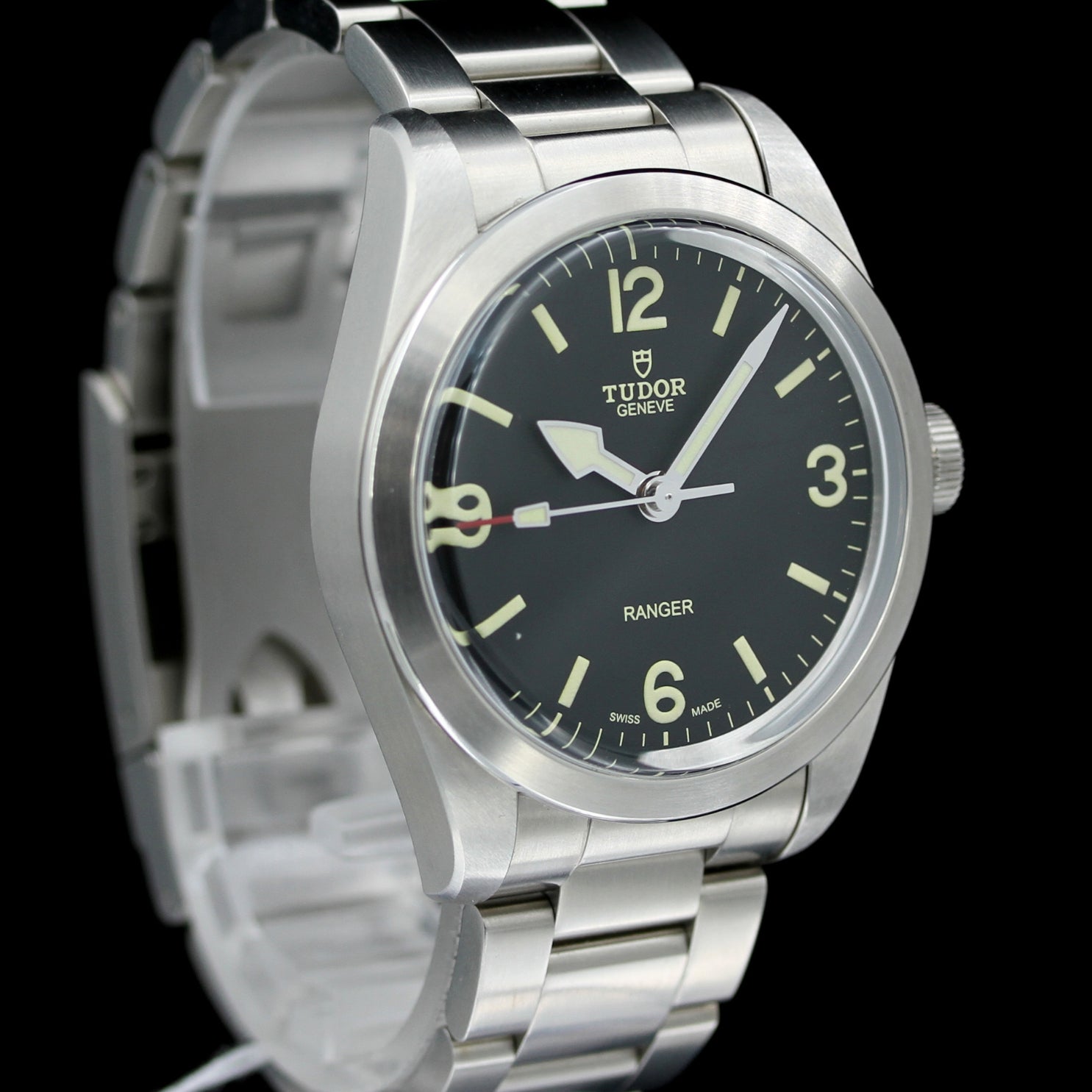 Tudor Ranger 39 mm, Black Dial, MT5402, Ref. M79950 - 0001, B+P - LUXUHRIA