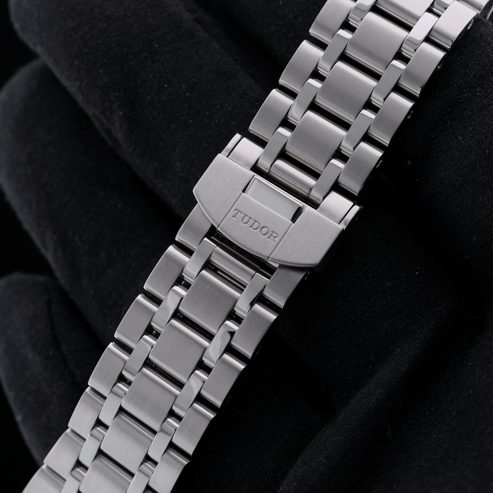 Tudor Royal, Blue Dial, 41mm, Ref. M28600 - 0005, 2025, B+P - LUXUHRIA