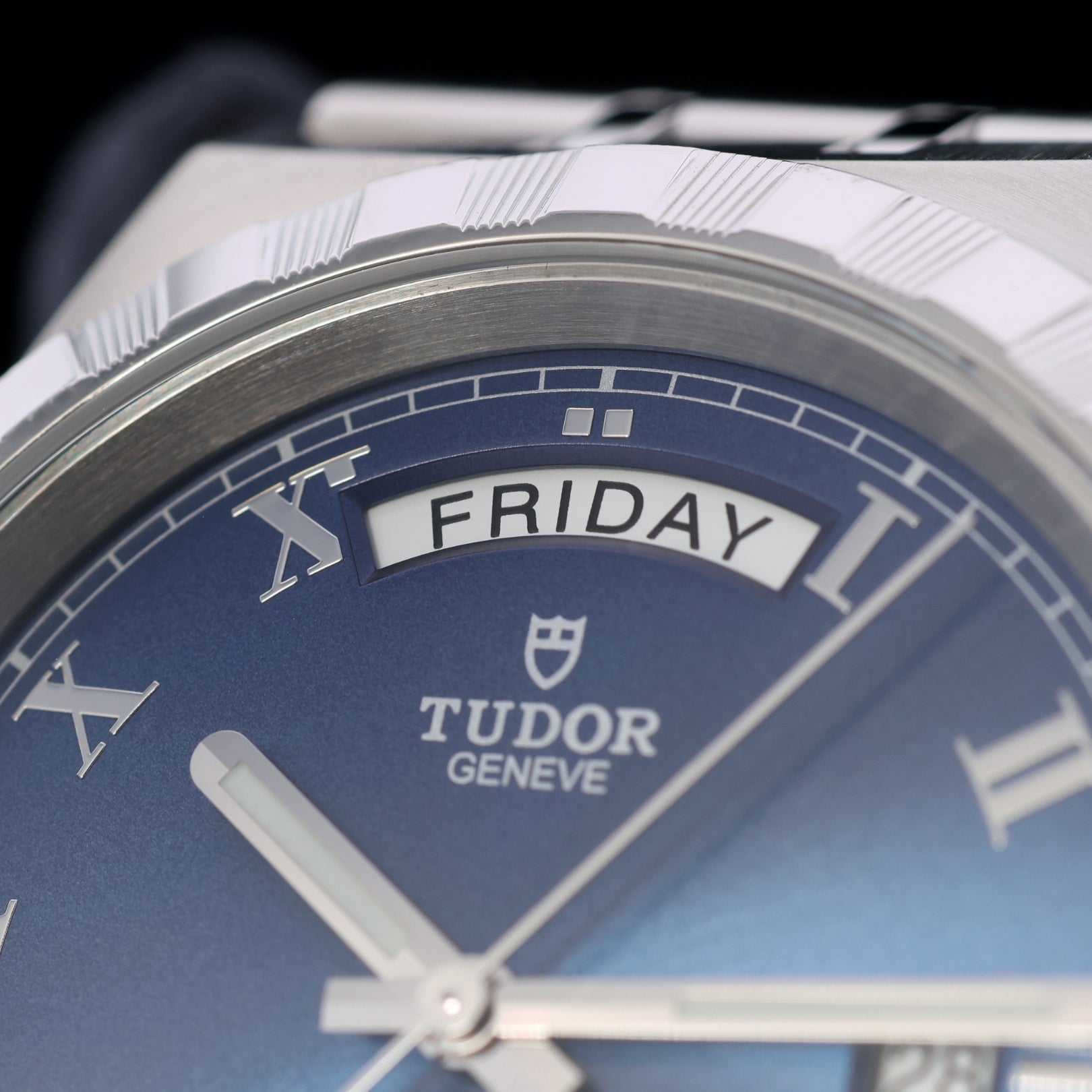 Tudor Royal, Blue Dial, 41mm, Ref. M28600 - 0005, 2025, B+P - LUXUHRIA