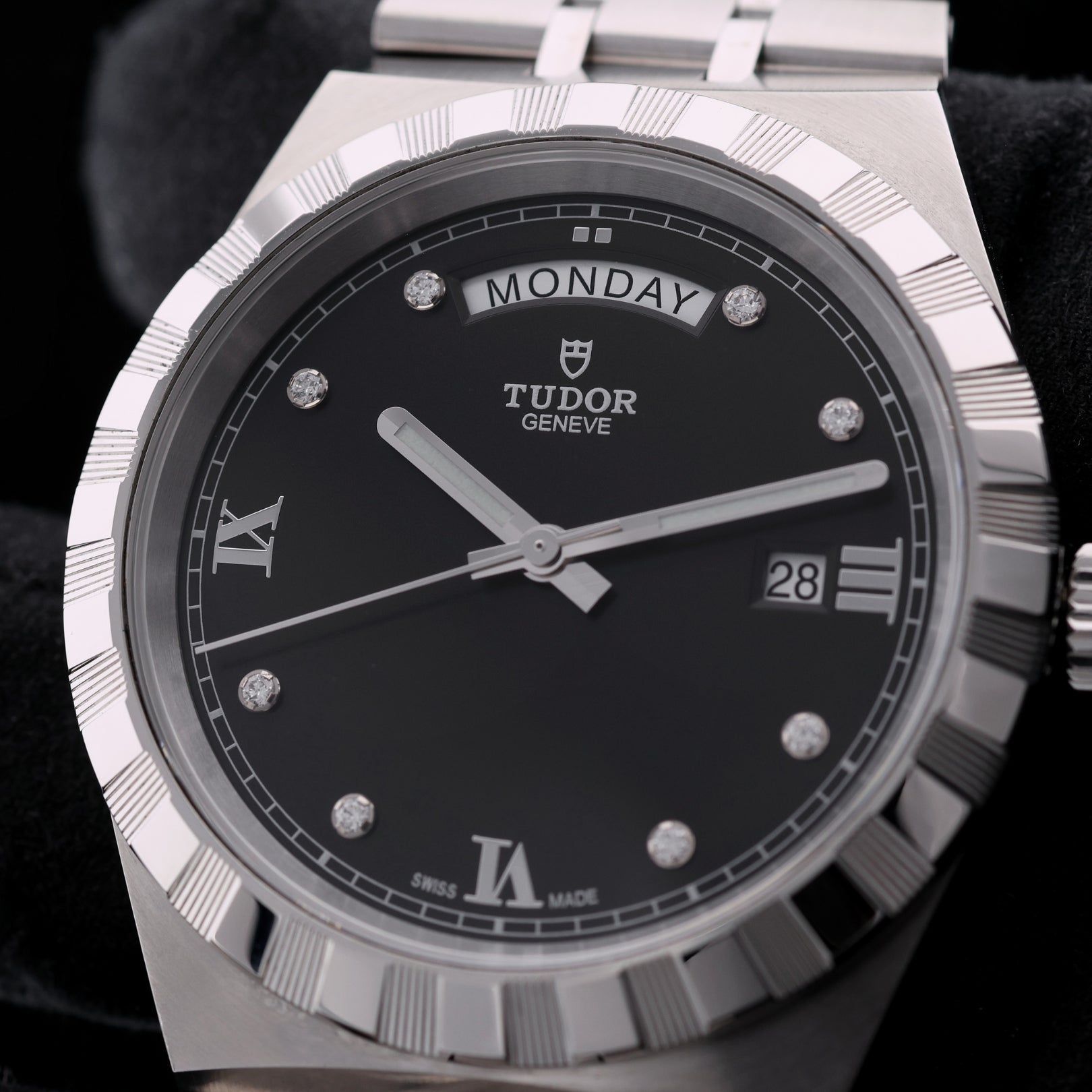 Tudor Royal, Schwarzes Zifferblatt mit Diamanten, Ref. M28600 - 0004, 2025, B+P - LUXUHRIA