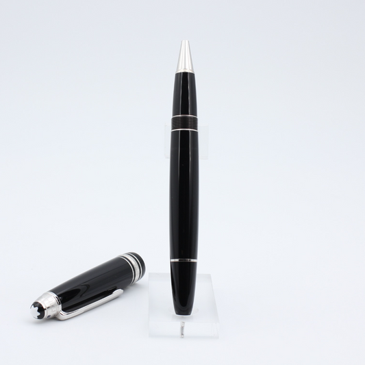 writing implements LUXUHRIA –